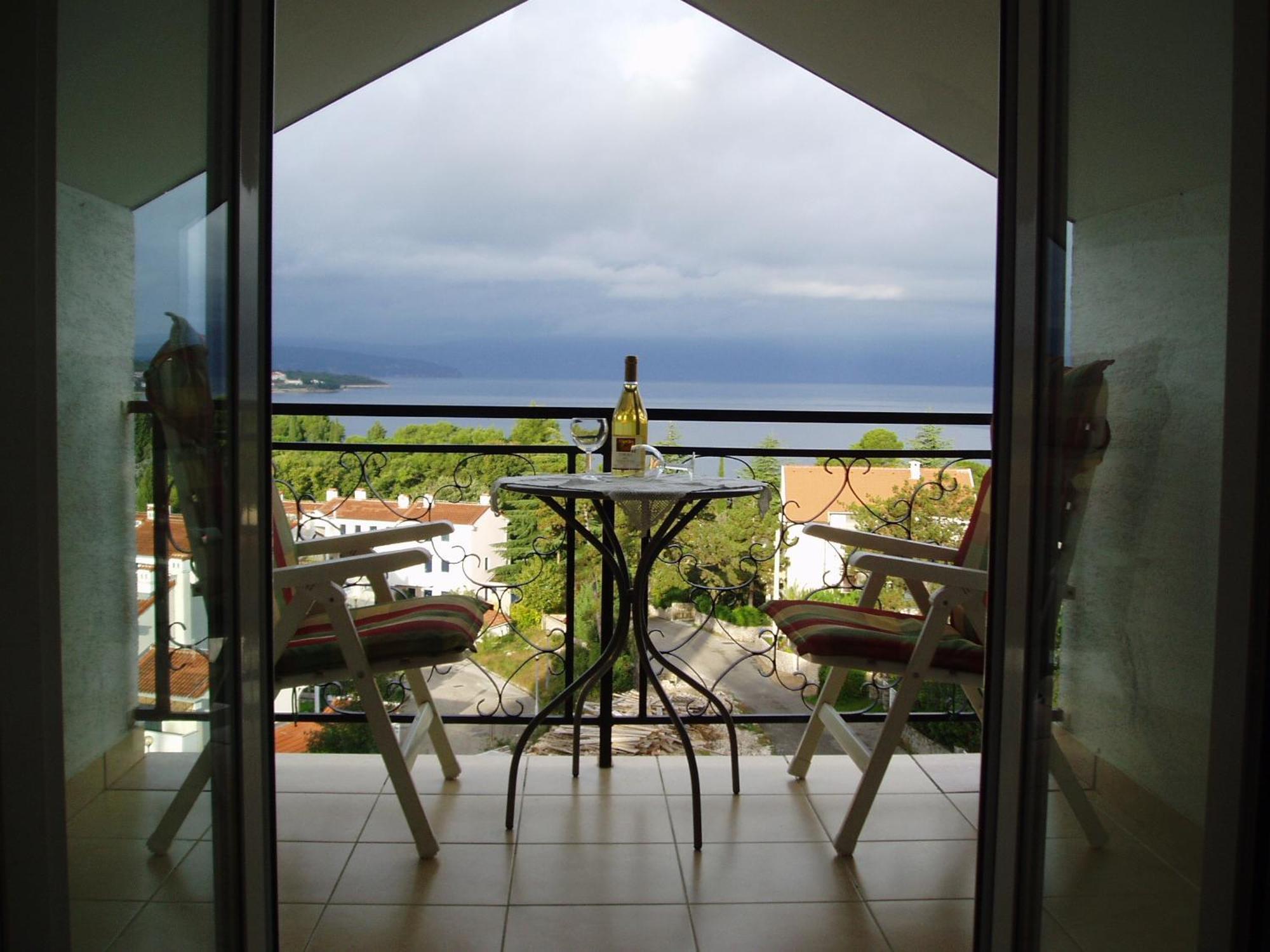 Apartments Villa Elizabet Malinska Ruang foto