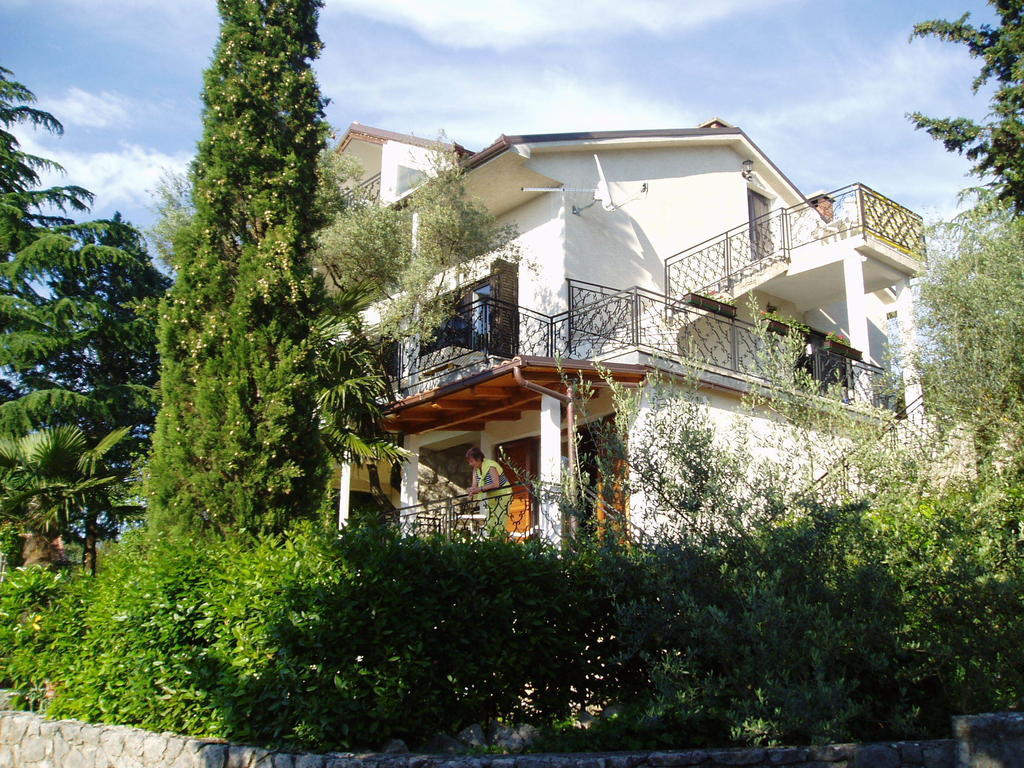 Apartments Villa Elizabet Malinska Ruang foto