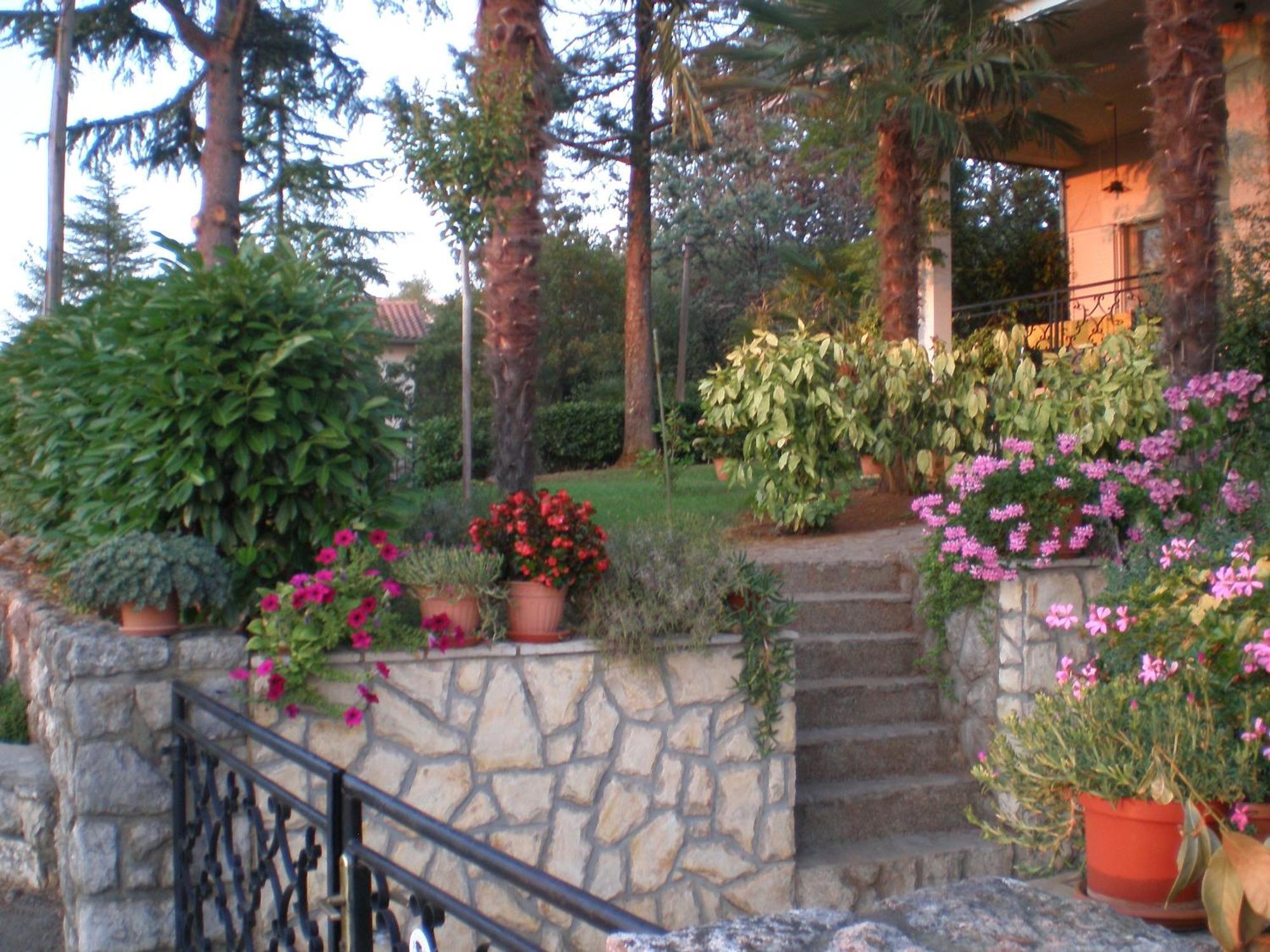Apartments Villa Elizabet Malinska Bagian luar foto